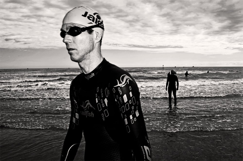 SWIMMIG RACE