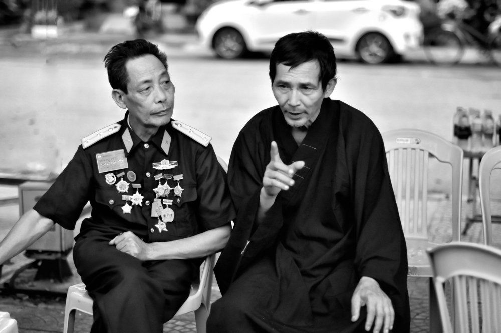 Two soldiers in the past