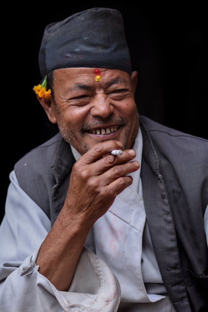 Injurous smoke but not smile