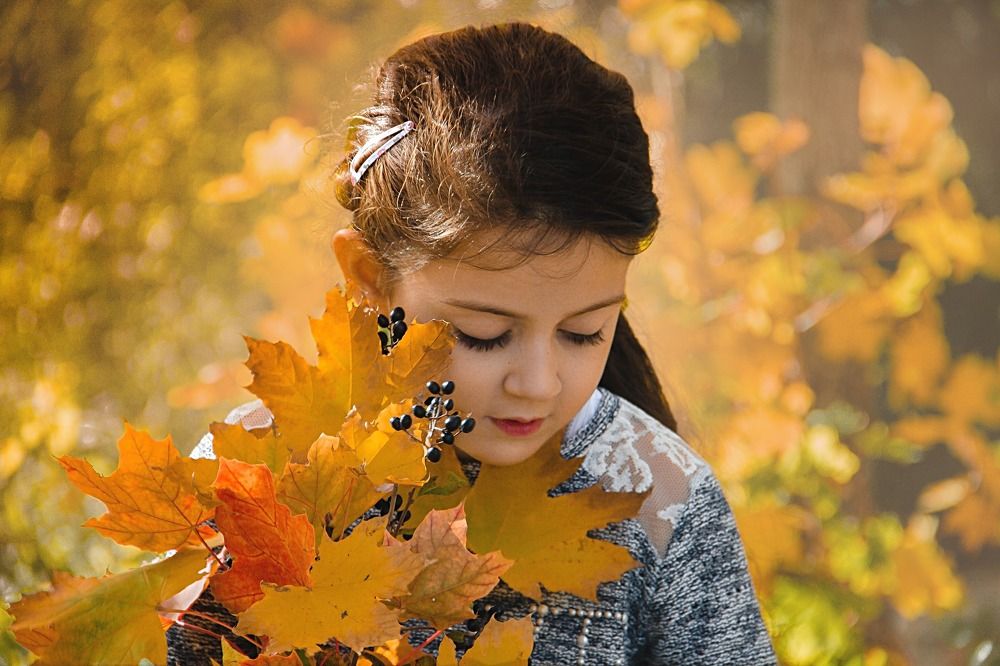 На прогулке осенью