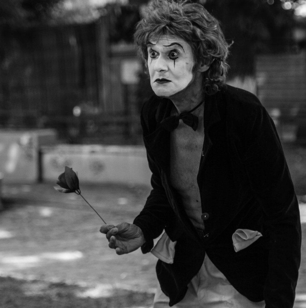 Street Mime