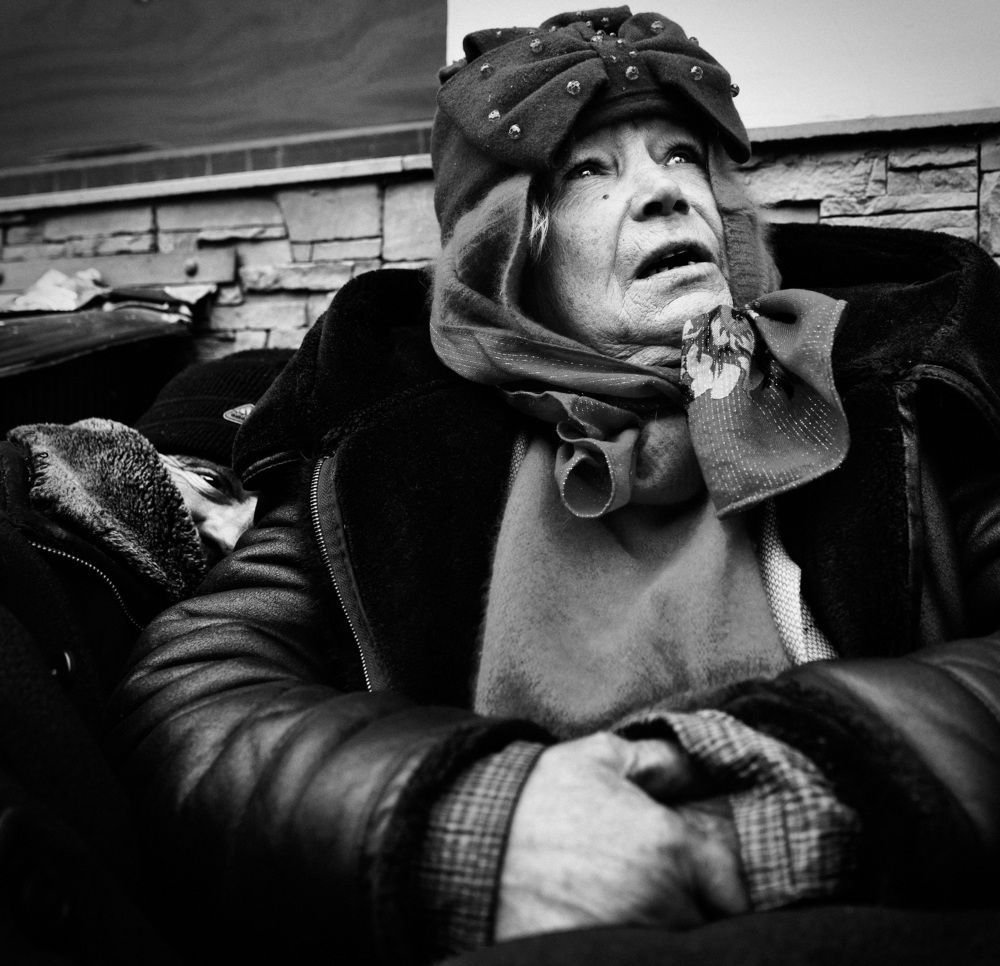 Без дома, но вместе.