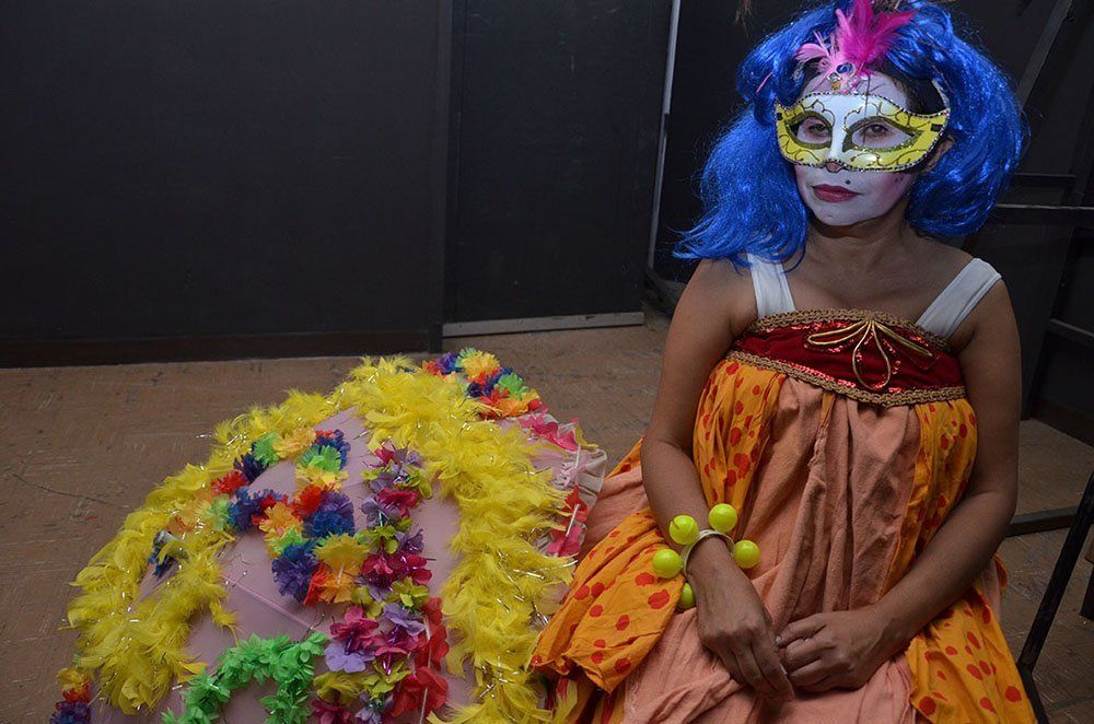 a moment before going on stage.