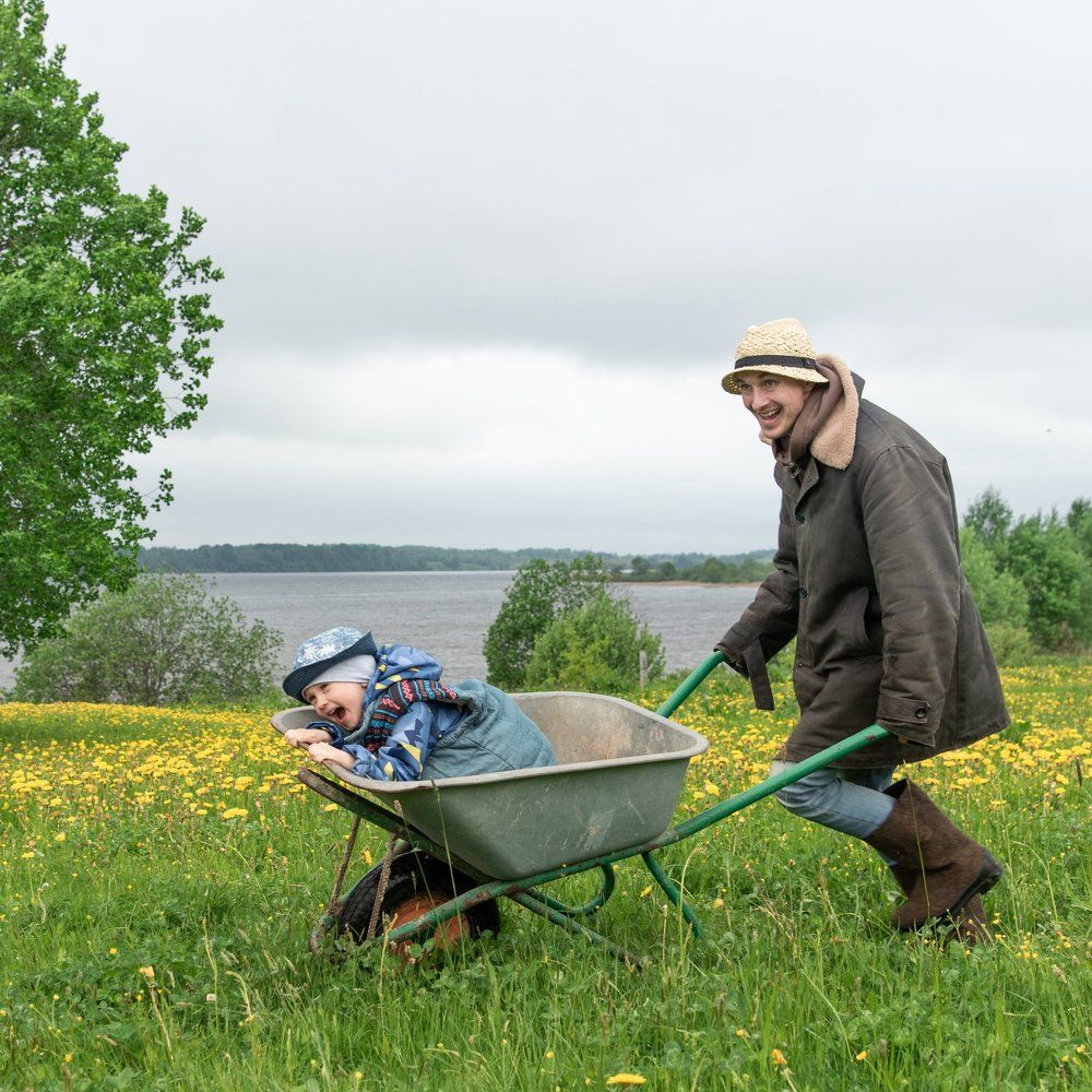 Чудаки: Дачное развлечение