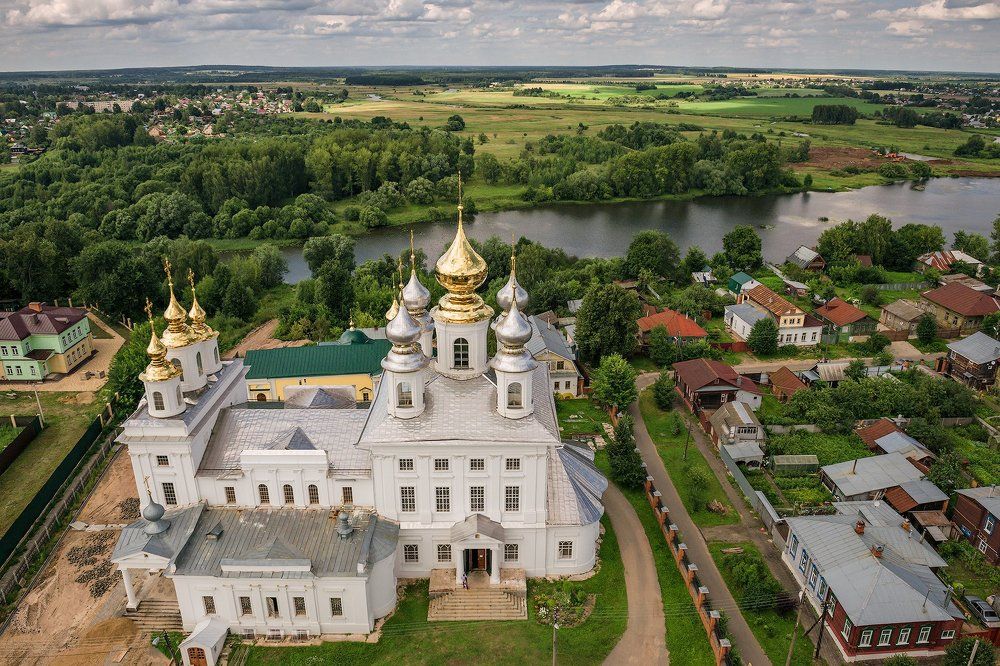 Воскресенский собор города Шуя.