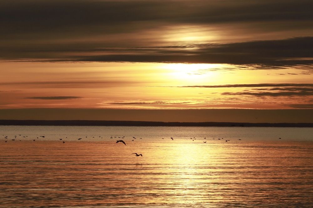 Закат на Волге