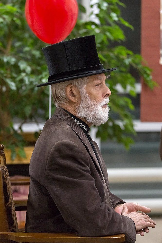 актер, всегда актер