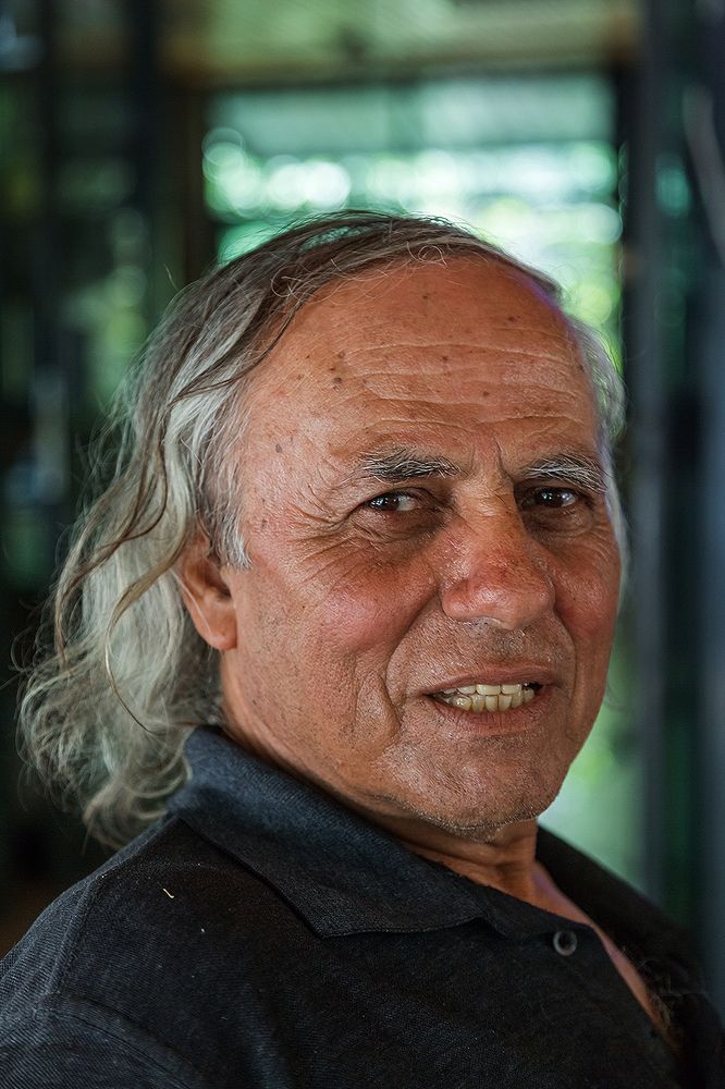 владелец таверны на Кипре