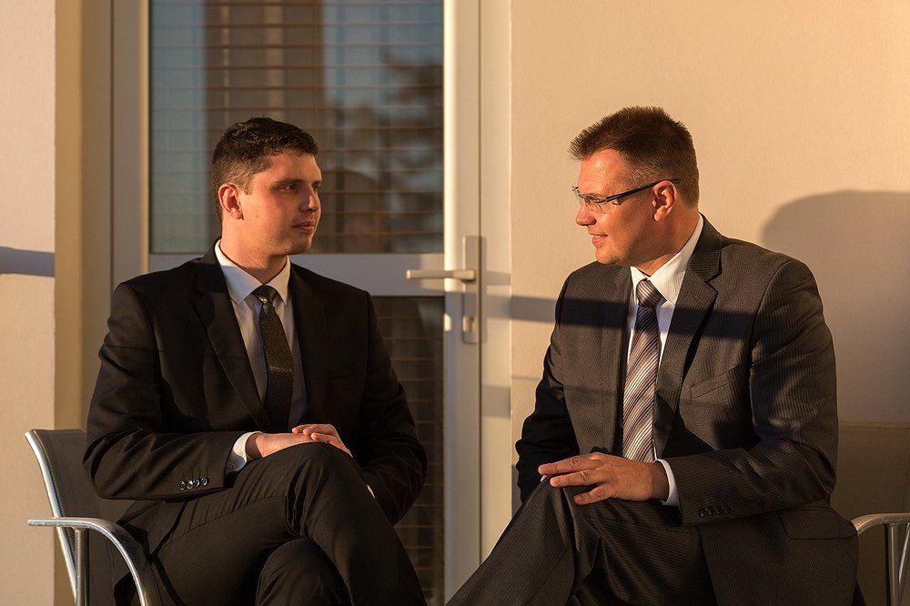 вечерняя, деловая беседа