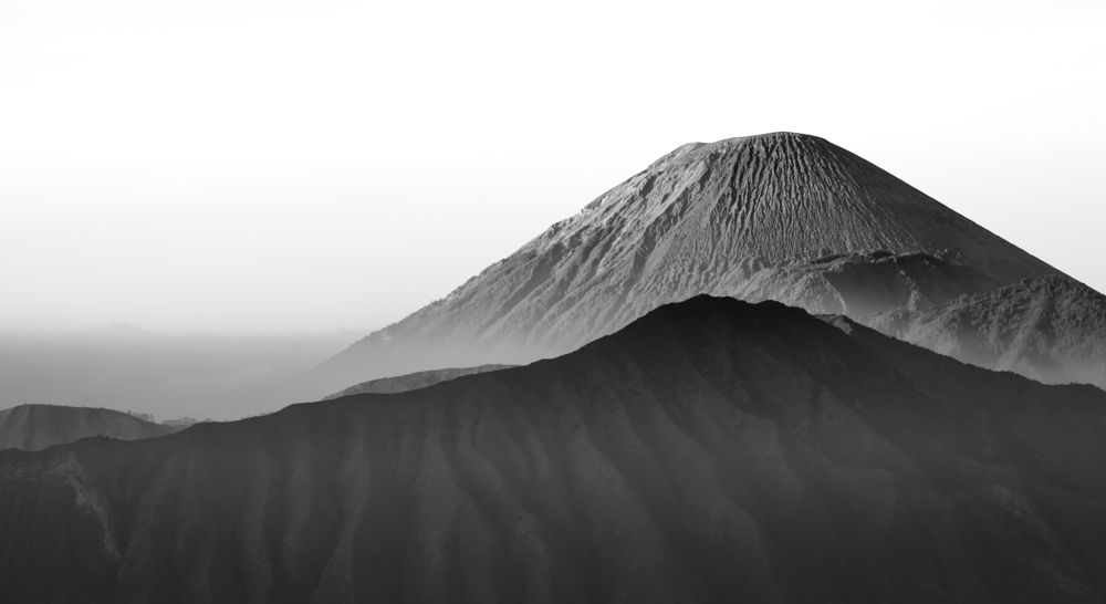 Bromo's mount