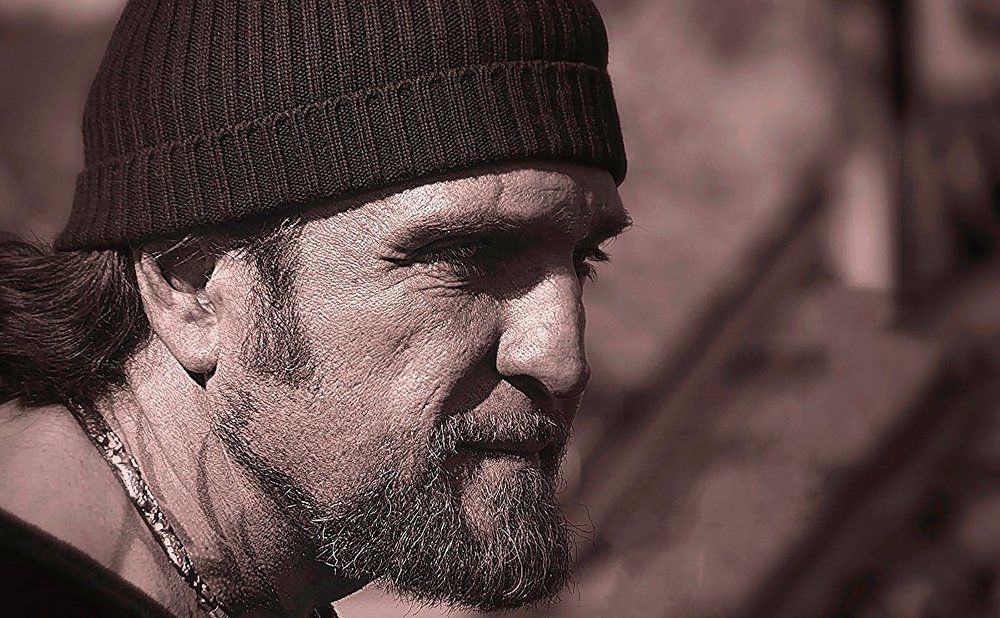 Задумчивый взгляд.