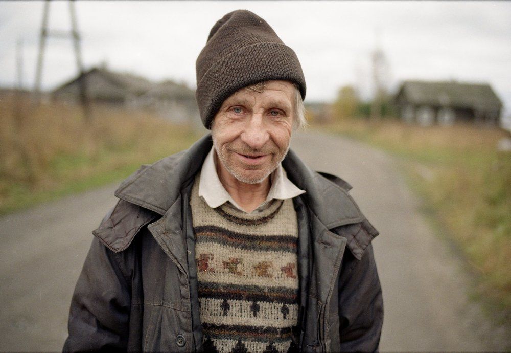 Карельский собиратель клюквы