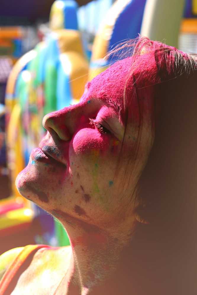 holi