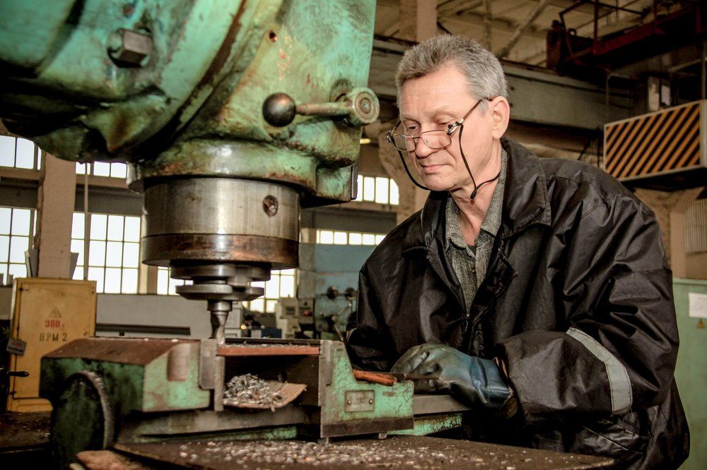 Мужской труд