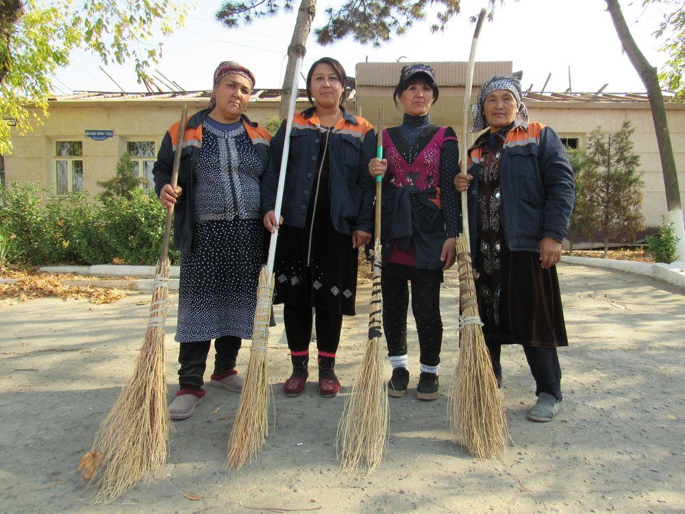 Работницы управления благоустройства г. Ташкента.
