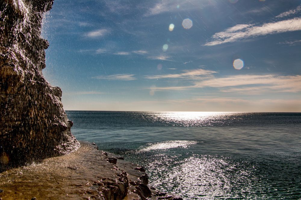 Морской водопад