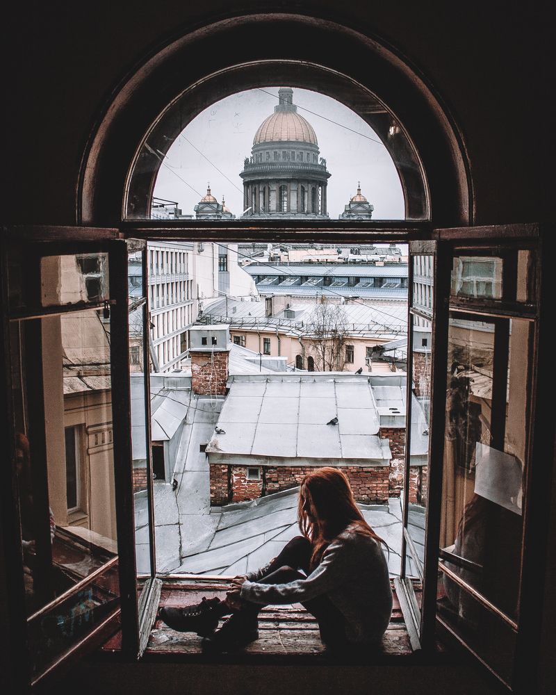 Сквозь окно