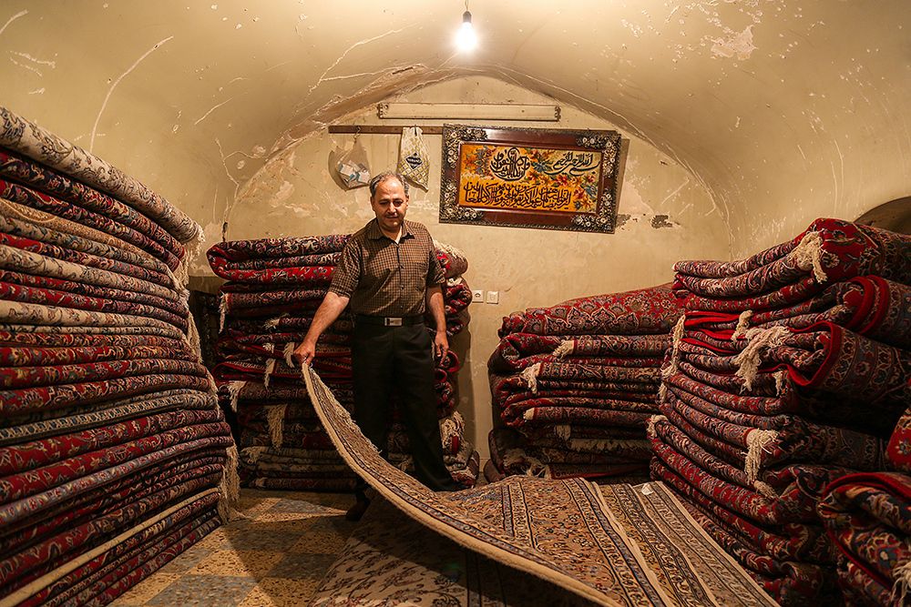 carpet seller