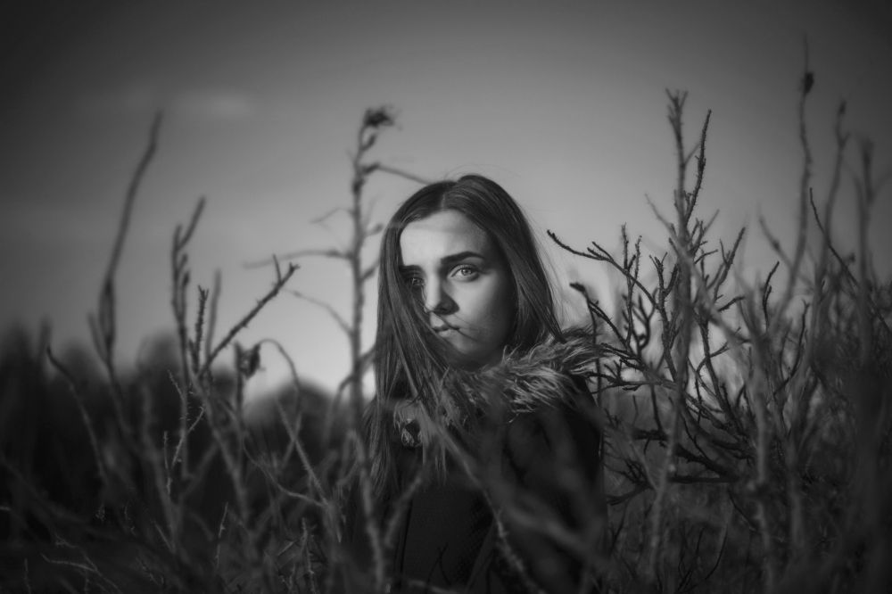 Под слезой в иголках