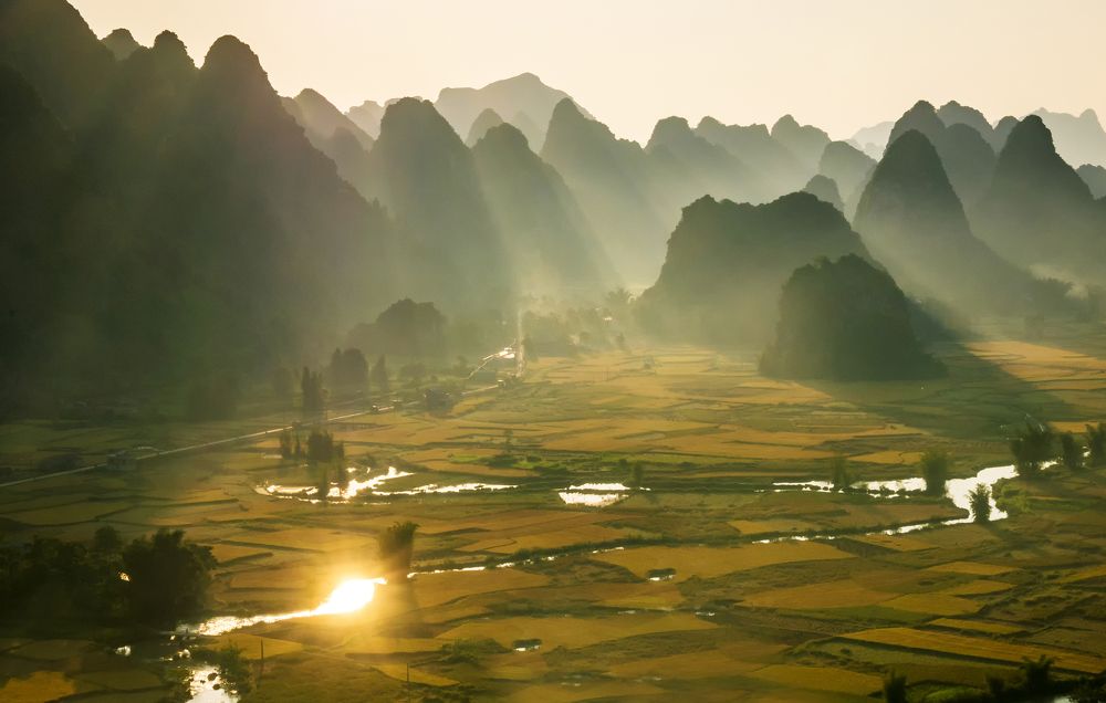 Sunrise in Ngoc Con valley