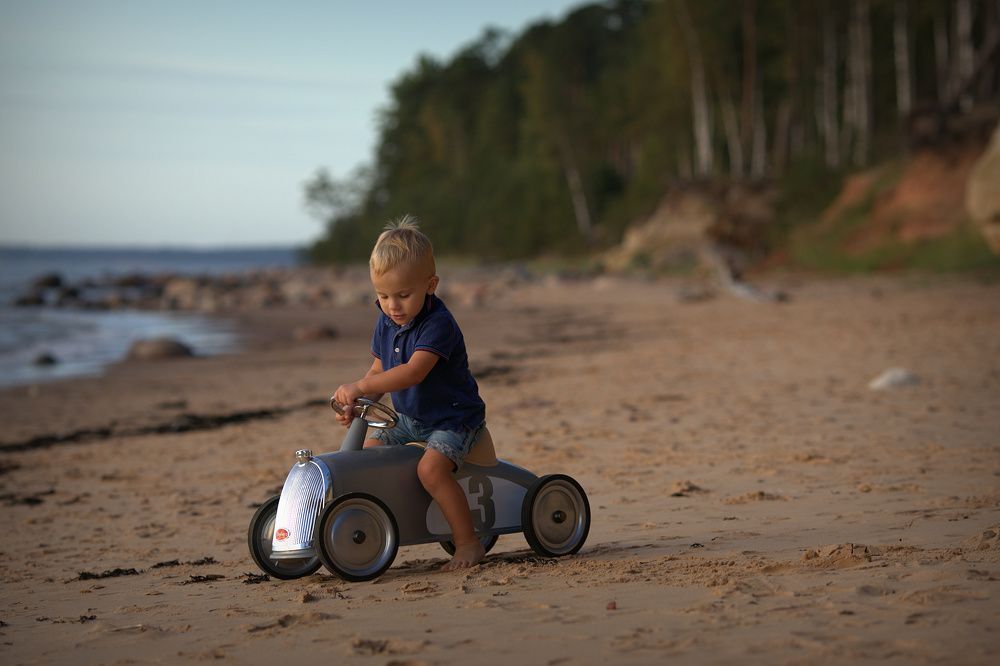 Первый автомобиль
