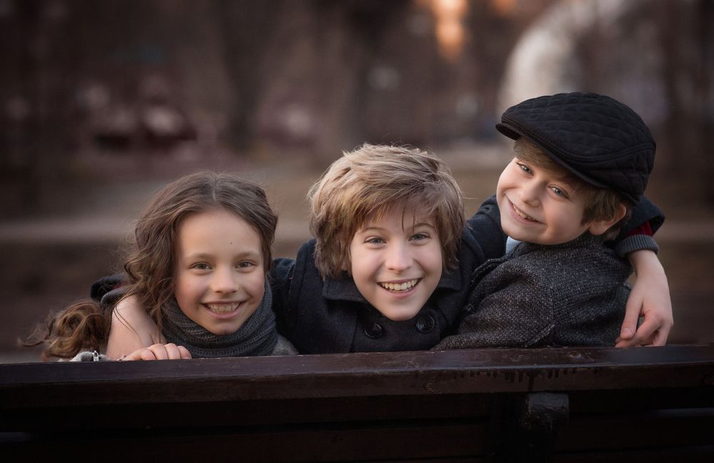 Ну, а дружба начинается с улыбки