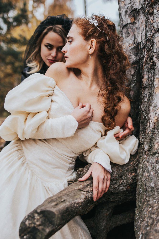 Черное и белое