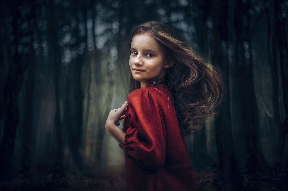 В темном лесу