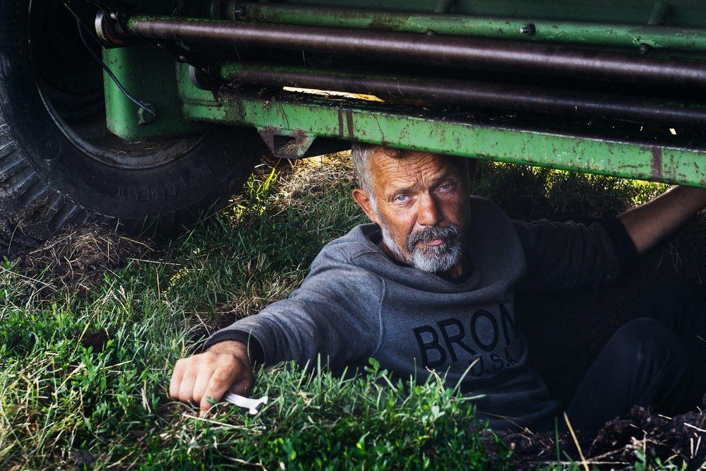 Деревенский механик