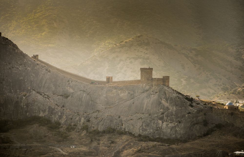 Судак, Генуэзская крепость