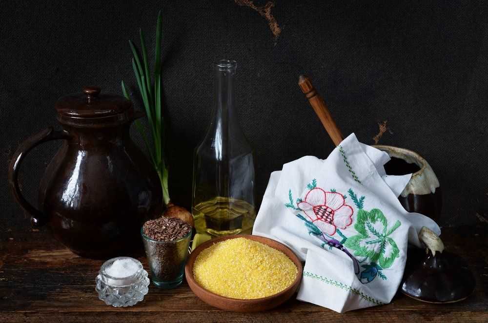 healthy food: cornmeal mush