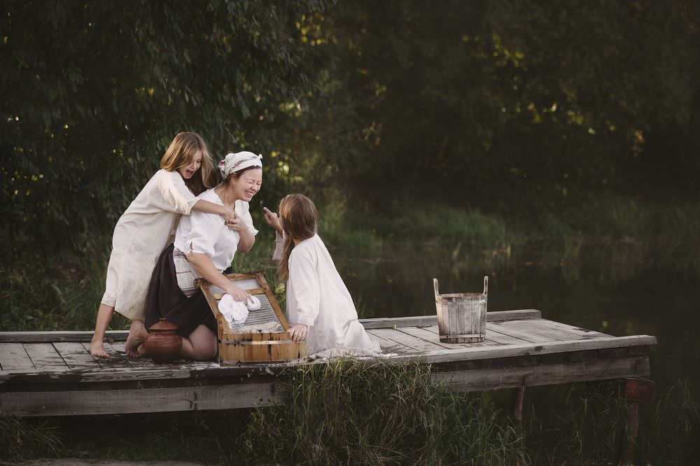 Озорные помощницы