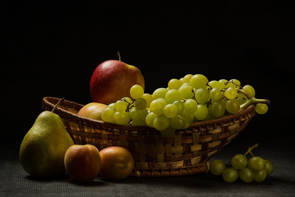 Фруктовый этюд