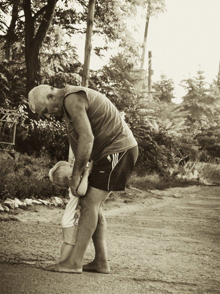 Дедушка и внук