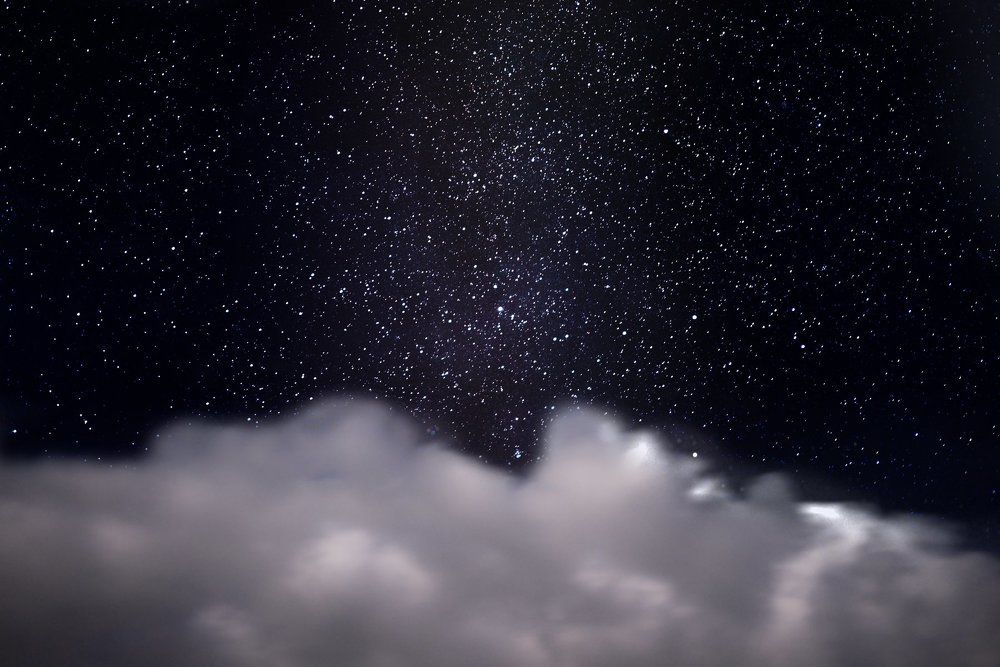 Звёзды в облаках