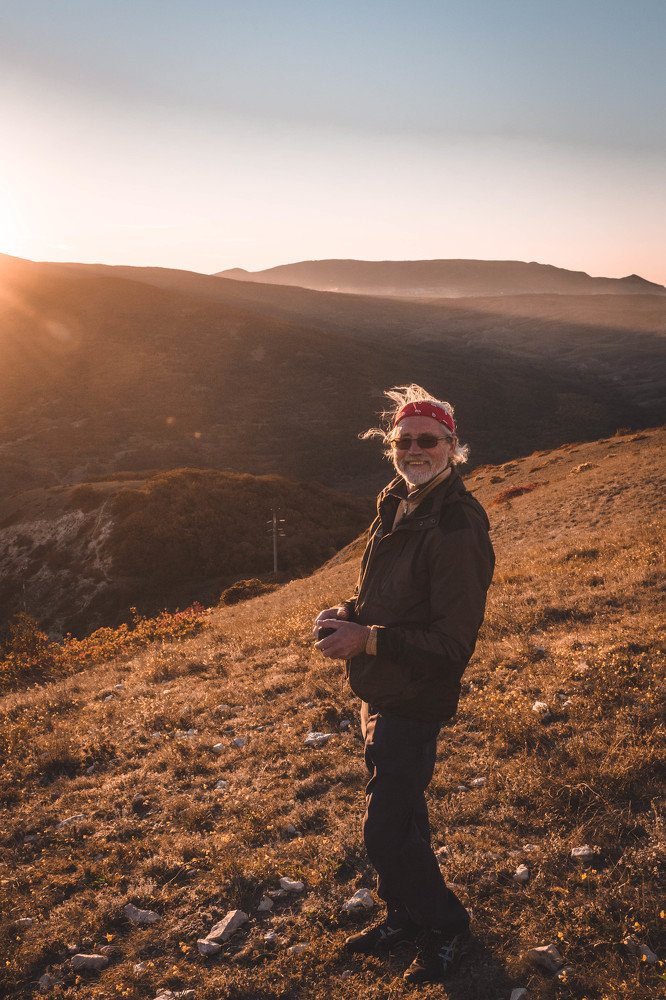 Вслед за уходящим солнцем