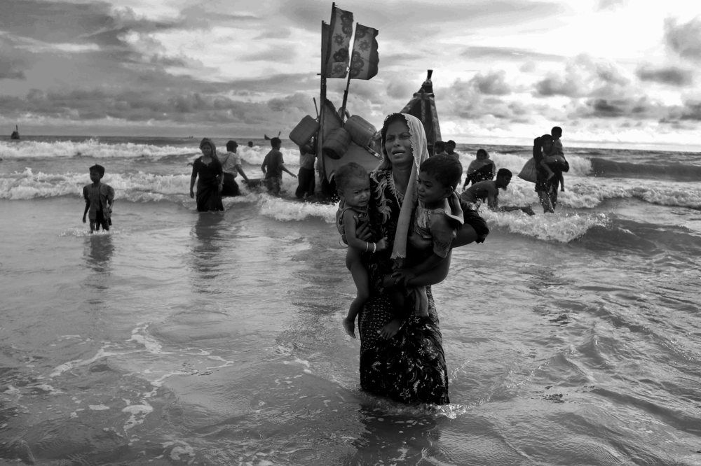 Precarious journey of Rohingyas to save lives