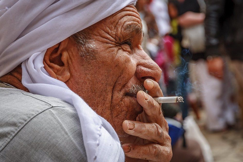 пожилой человек