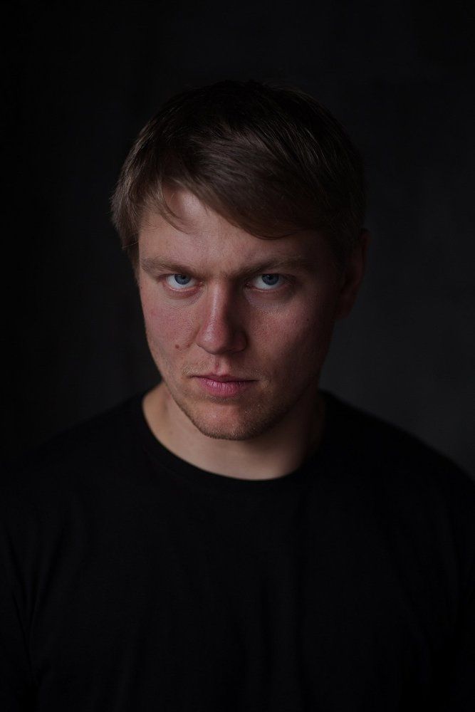 ПОРТРЕТ РОК-МУЗЫКАНТА