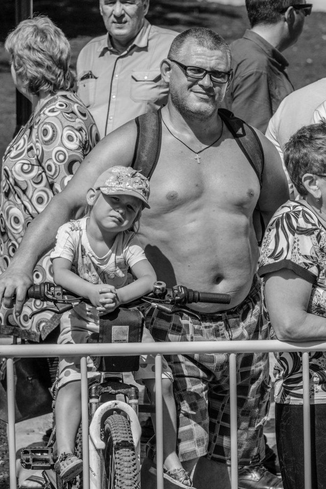 Папы разные важны