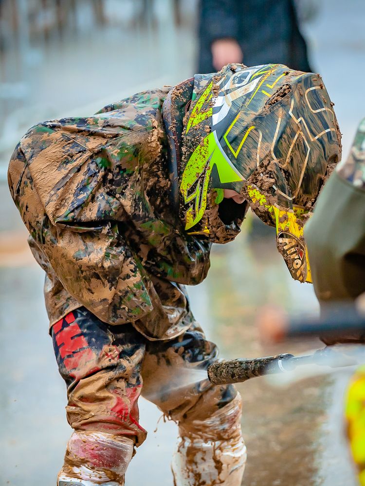 Да и там тоже помой