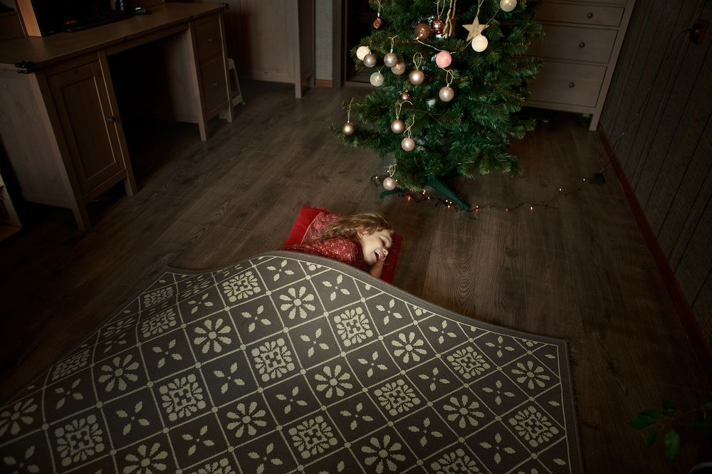 В этот раз, дед Мороз, не замеченным, не пройдёт)