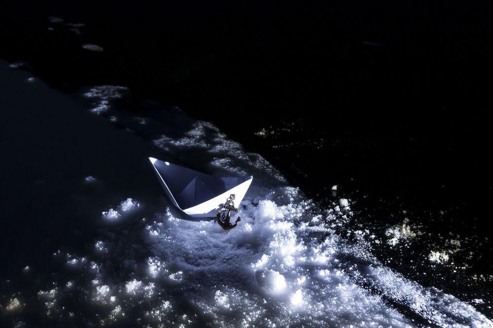 Спустить якоря...