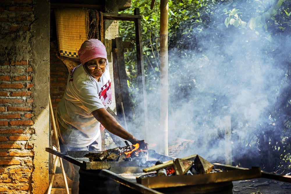 Make Traditional Cake