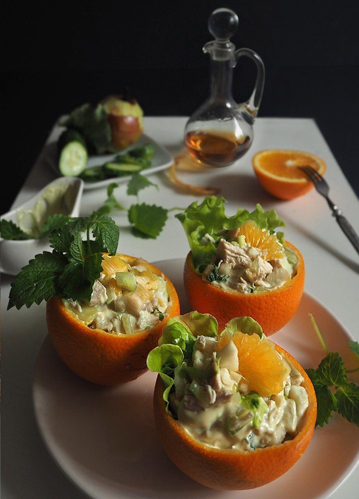 Салат в апельсине