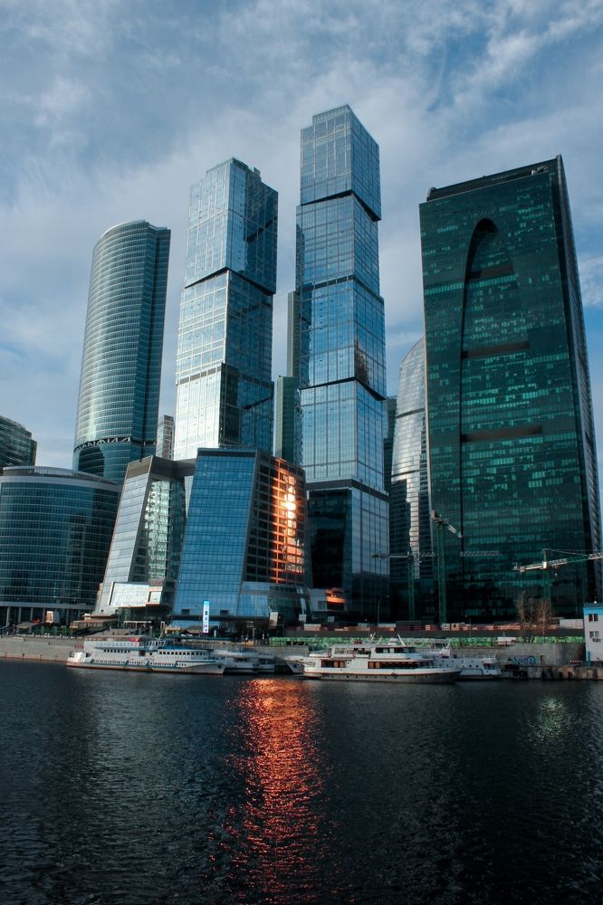 Moscow - city на заходе солнца