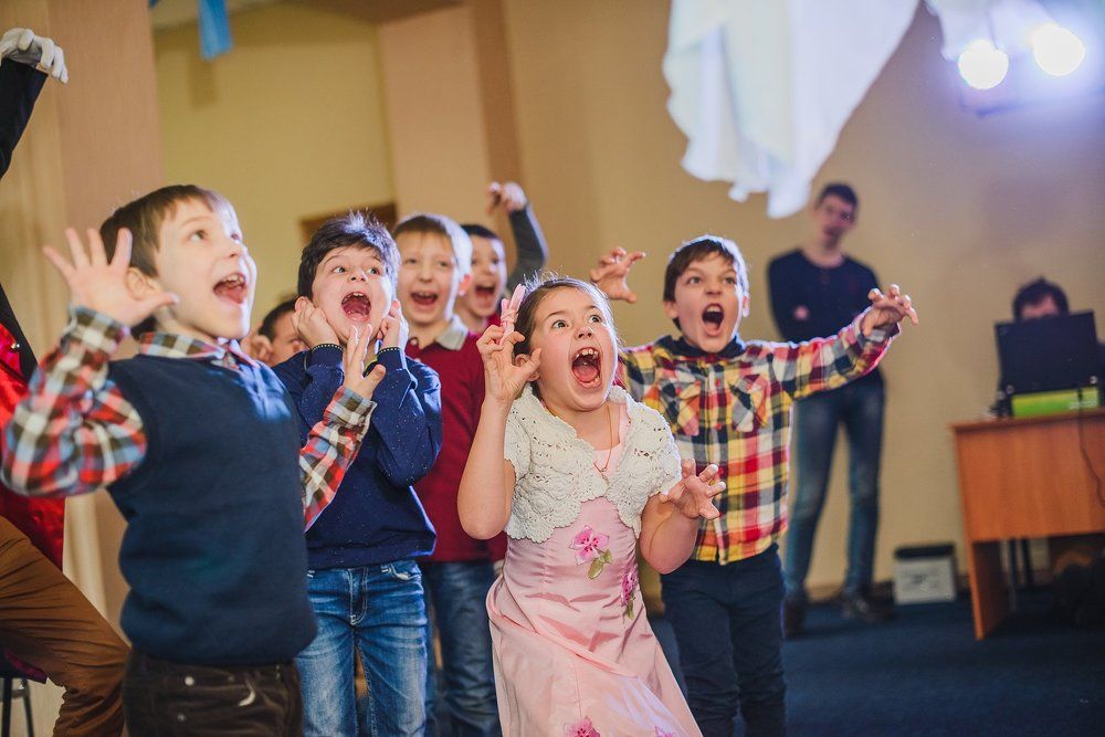 Напугай привидение!