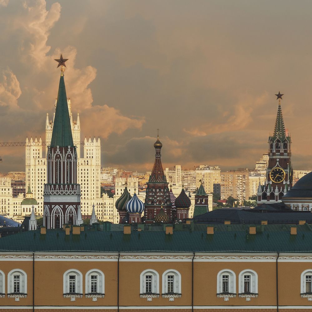 Moscow Kremlin. Unusual perspective. Series