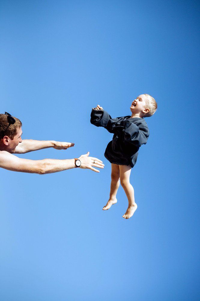 Упал в море...