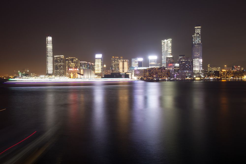 Вечер в Гонконге
